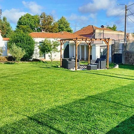 House With Pool And Garden In Esmoriz Near Porto Villa Exterior photo